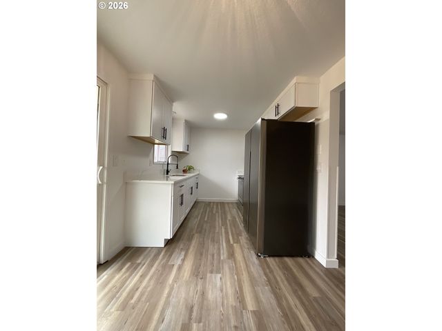 240 Se 26TH Ave, Hillsboro, OR 97123