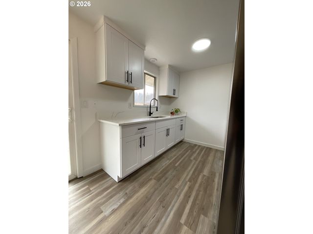 240 Se 26TH Ave, Hillsboro, OR 97123