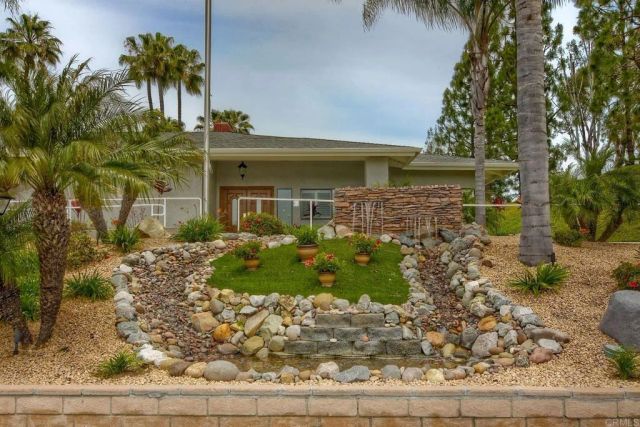 1930 W San Marcos 10, San Marcos, CA 92078