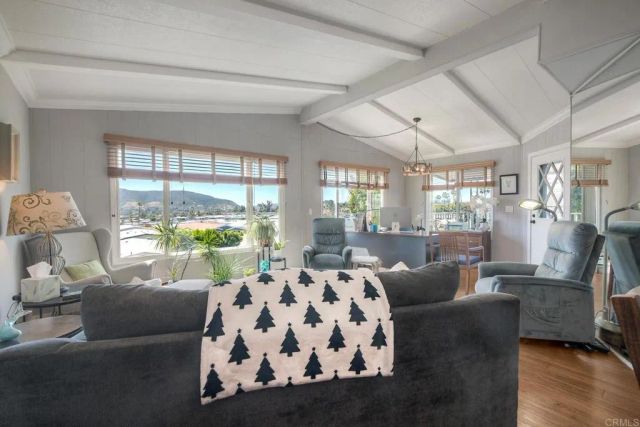 1930 W San Marcos 10, San Marcos, CA 92078