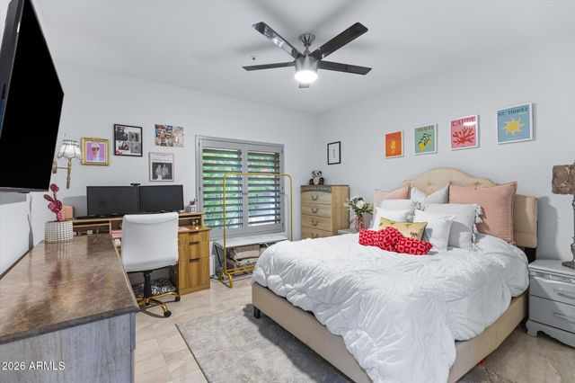 8480 E COOLIDGE Street E, Scottsdale, AZ 85251