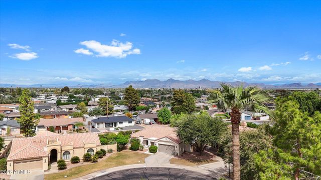 8480 E COOLIDGE Street E, Scottsdale, AZ 85251