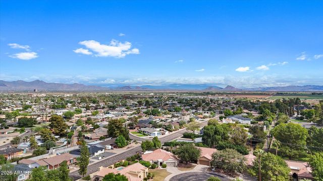 8480 E COOLIDGE Street E, Scottsdale, AZ 85251