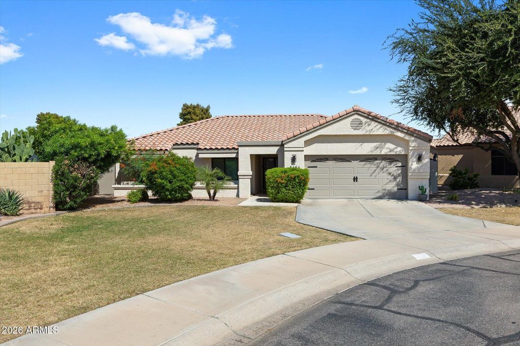 8480 E COOLIDGE Street E, Scottsdale, AZ 85251