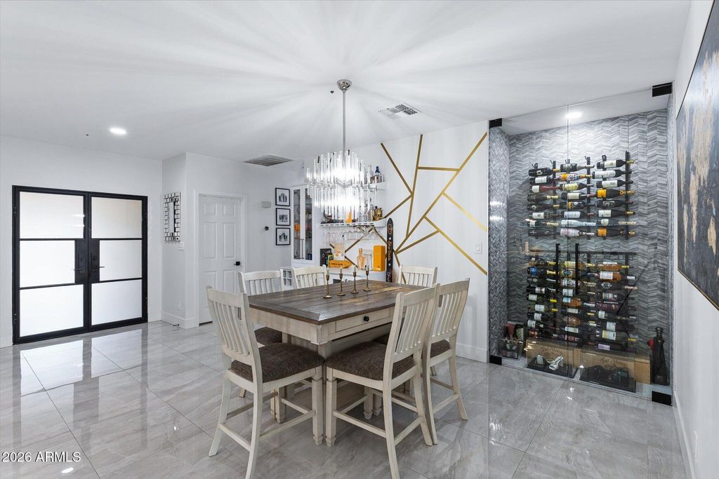 8480 E COOLIDGE Street E, Scottsdale, AZ 85251 — photo 3