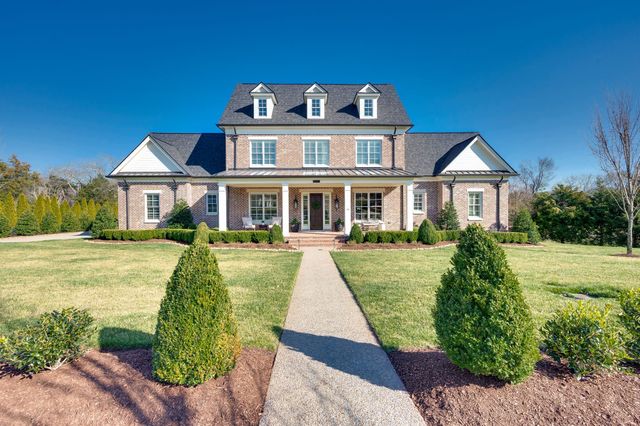 1204 Echo Ln, Franklin, TN 37069