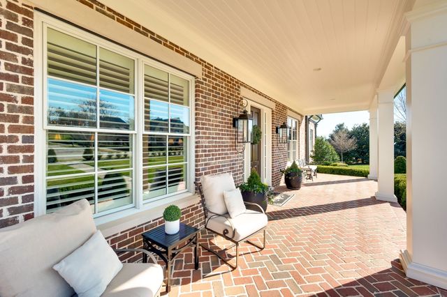 1204 Echo Ln, Franklin, TN 37069
