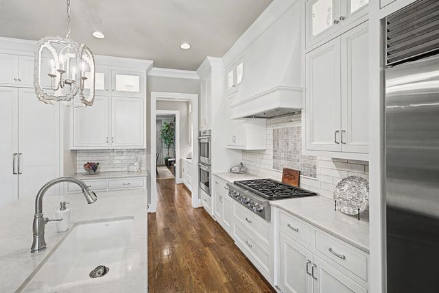 1204 Echo Ln, Franklin, TN 37069