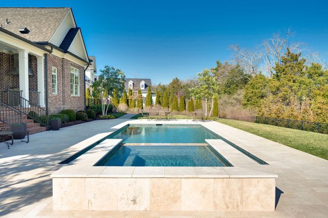 1204 Echo Ln, Franklin, TN 37069