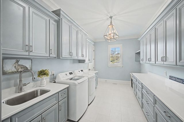 1204 Echo Ln, Franklin, TN 37069