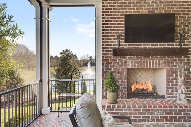 1204 Echo Ln, Franklin, TN 37069