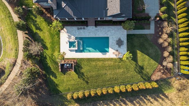 1204 Echo Ln, Franklin, TN 37069