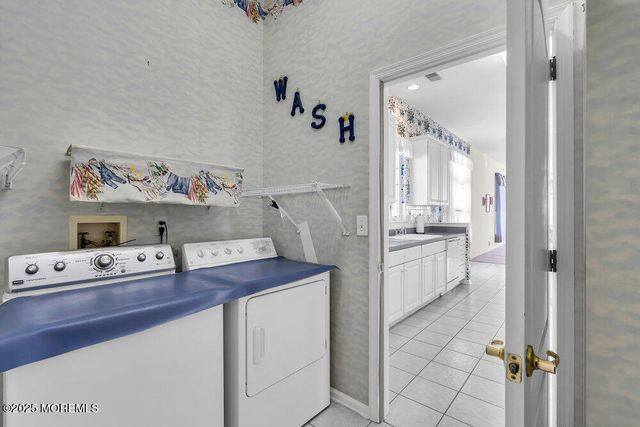 12 Quicksilver Court, Lakewood, NJ 08701