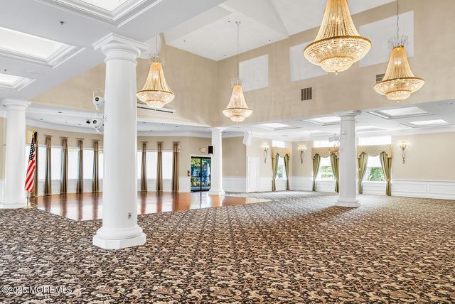 12 Quicksilver Court, Lakewood, NJ 08701