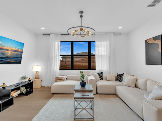 17065 Rainbow Fls Trail, Boca Raton, FL 33496