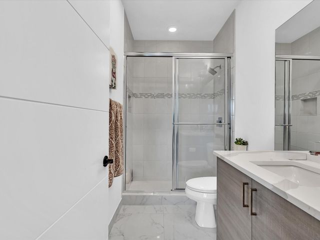 17065 Rainbow Fls Trail, Boca Raton, FL 33496