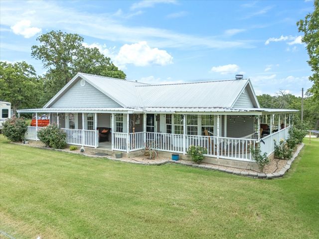 147 Fox Run Road, Bowie, TX 76230