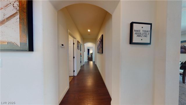 6414 Screaming Eagle Avenue, Las Vegas, NV 89139