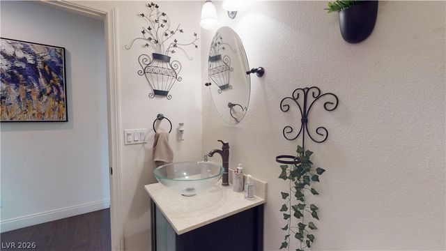 6414 Screaming Eagle Avenue, Las Vegas, NV 89139