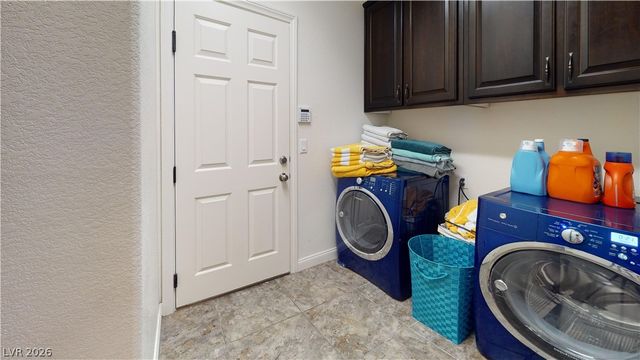 6414 Screaming Eagle Avenue, Las Vegas, NV 89139