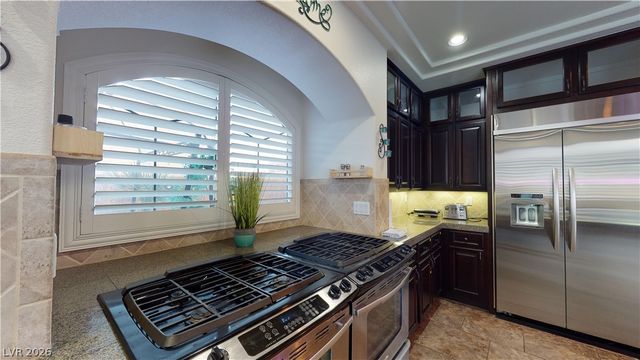 6414 Screaming Eagle Avenue, Las Vegas, NV 89139