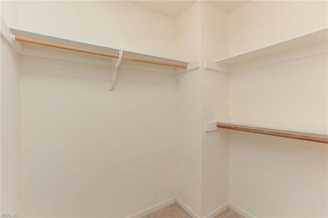 718 14th St Apt B, Virginia Beach, VA 23451