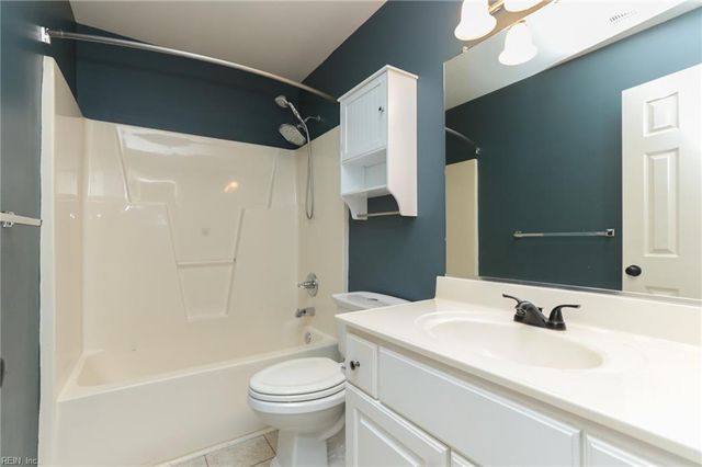 718 14th St Apt B, Virginia Beach, VA 23451