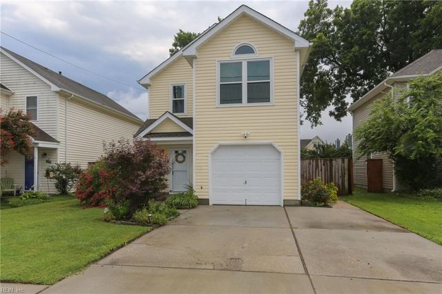 718 14th St Apt B, Virginia Beach, VA 23451