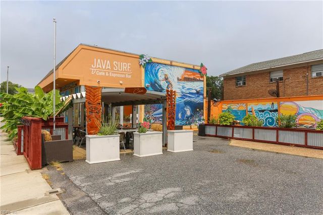 718 14th St Apt B, Virginia Beach, VA 23451