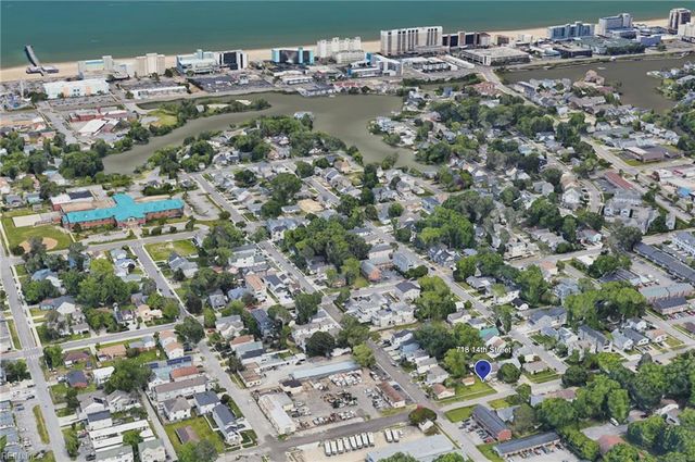 718 14th St Apt B, Virginia Beach, VA 23451