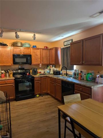 115 Florida Drive, Thomasville, NC 27360