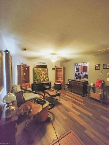115 Florida Drive, Thomasville, NC 27360
