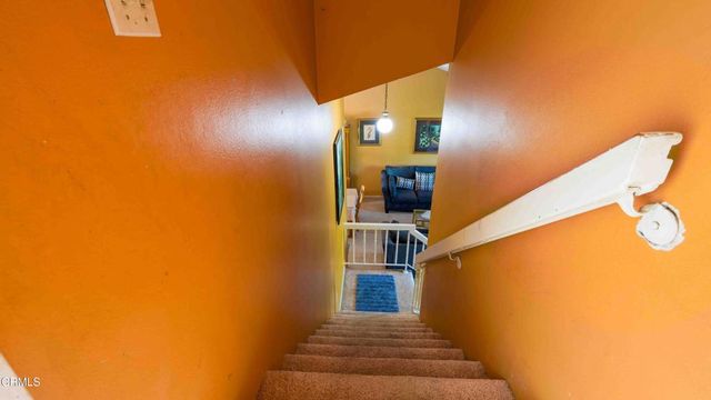 1977 El Cajon Circle, Oxnard, CA 93035
