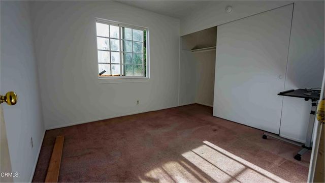 1977 El Cajon Circle, Oxnard, CA 93035