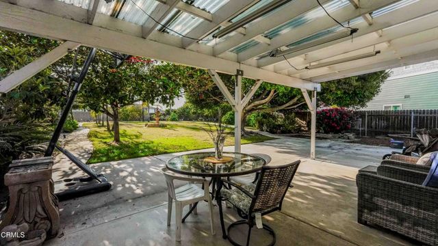 1977 El Cajon Circle, Oxnard, CA 93035