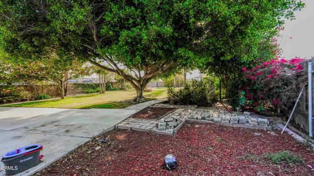 1977 El Cajon Circle, Oxnard, CA 93035