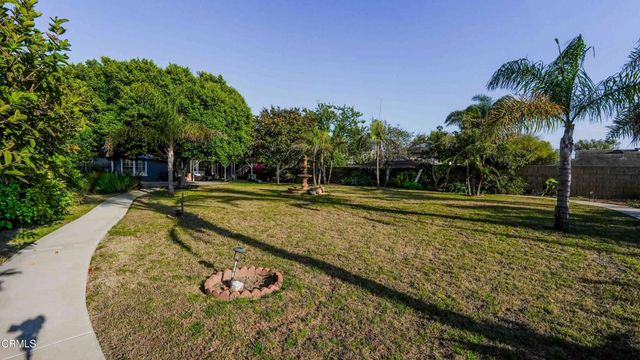 1977 El Cajon Circle, Oxnard, CA 93035