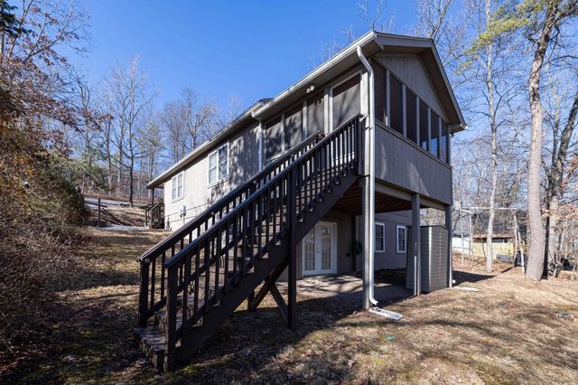 86 MAPLE AVE, Mt Jackson, VA 22842