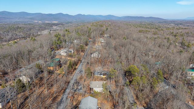 86 MAPLE AVE, Mt Jackson, VA 22842