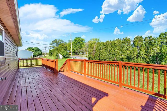 3349 NIGHT IN GALE DR, Dover, PA 17315