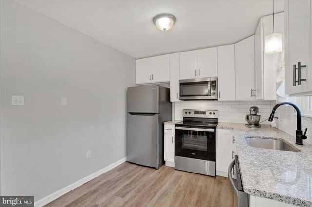 3349 NIGHT IN GALE DR, Dover, PA 17315