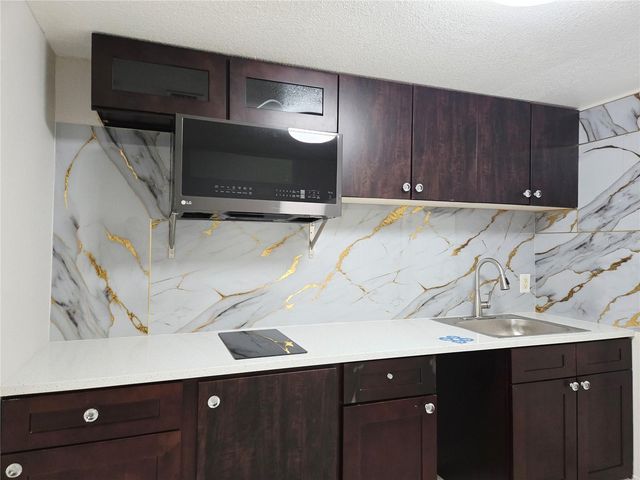 8204 N 13TH STREET, Tampa, FL 33604