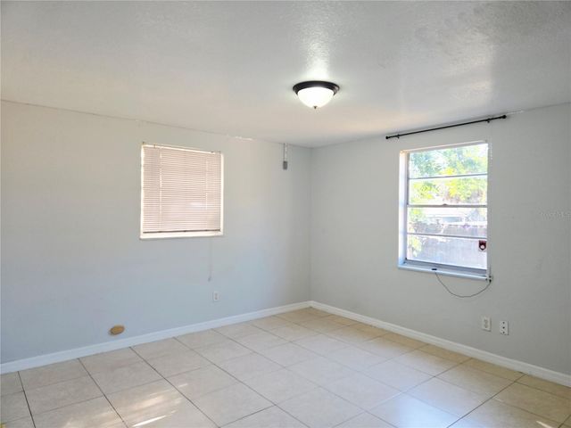 8204 N 13TH STREET, Tampa, FL 33604