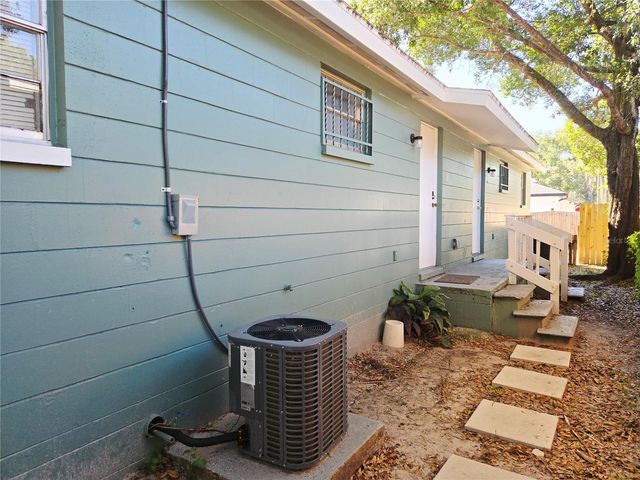 8204 N 13TH STREET, Tampa, FL 33604