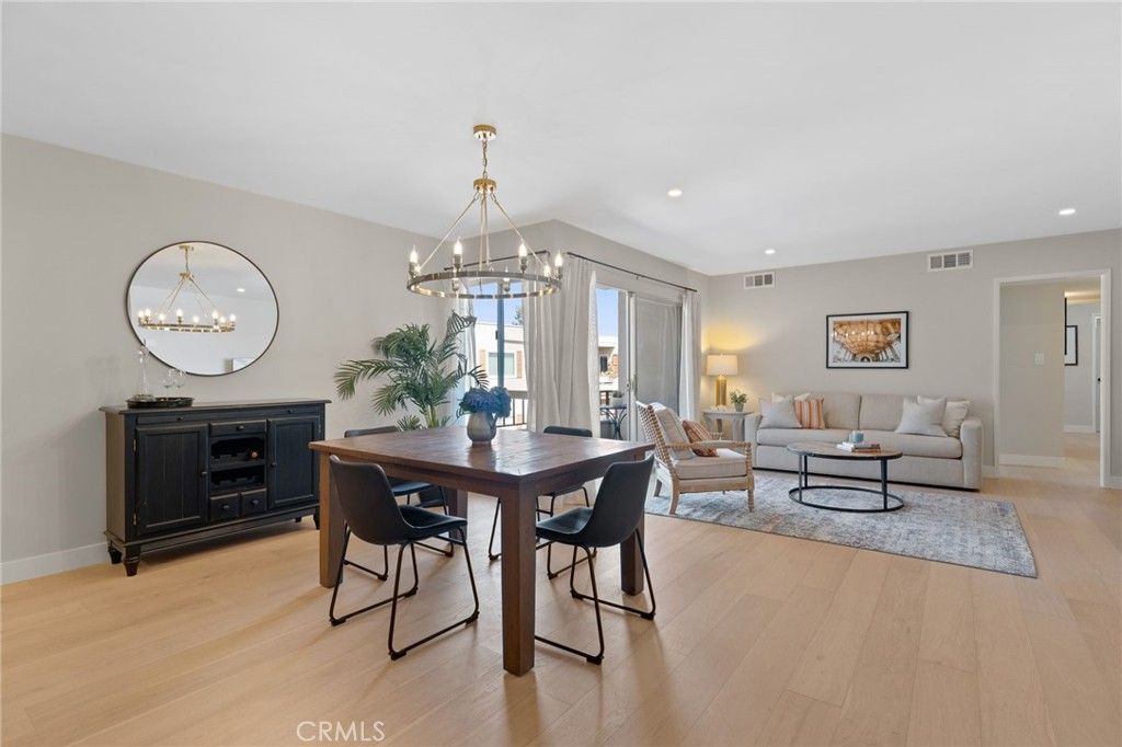10707 Camarillo Street 314, Toluca Lake, CA 91602 — exterior