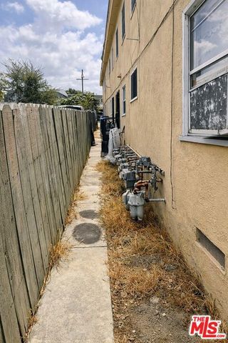 2910 S Curson Avenue, Los Angeles, CA 90016
