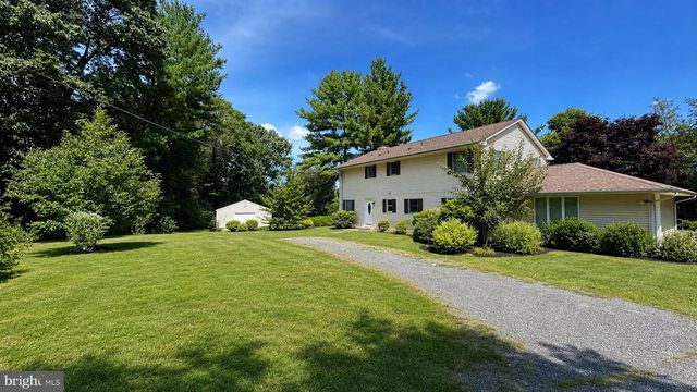 121 RABBIT HILL RD, Princeton Junction, NJ 08550