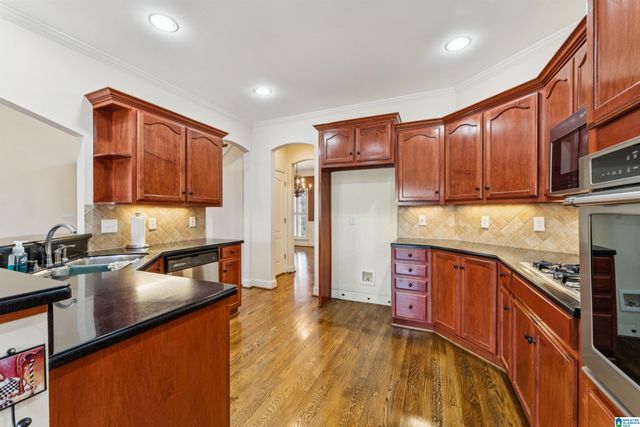 2577 OAKLEAF CIRCLE, Helena, AL 35022