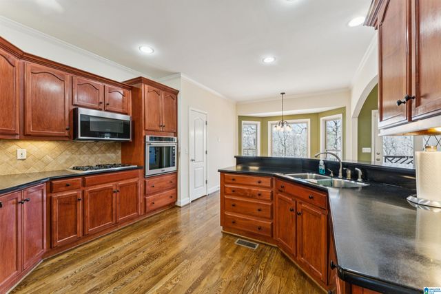 2577 OAKLEAF CIRCLE, Helena, AL 35022