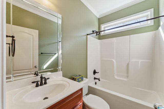 2577 OAKLEAF CIRCLE, Helena, AL 35022